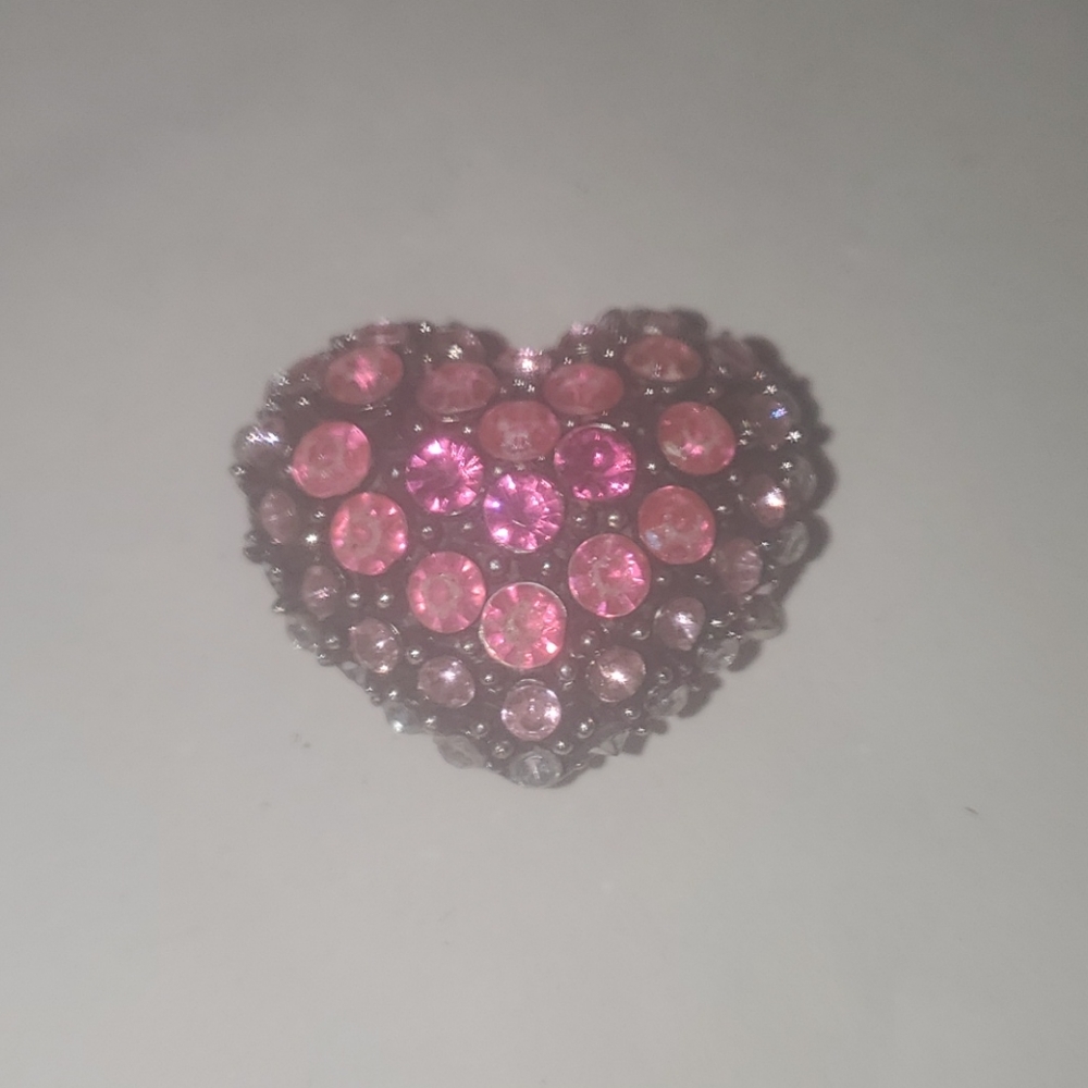 Stretch heart ring
